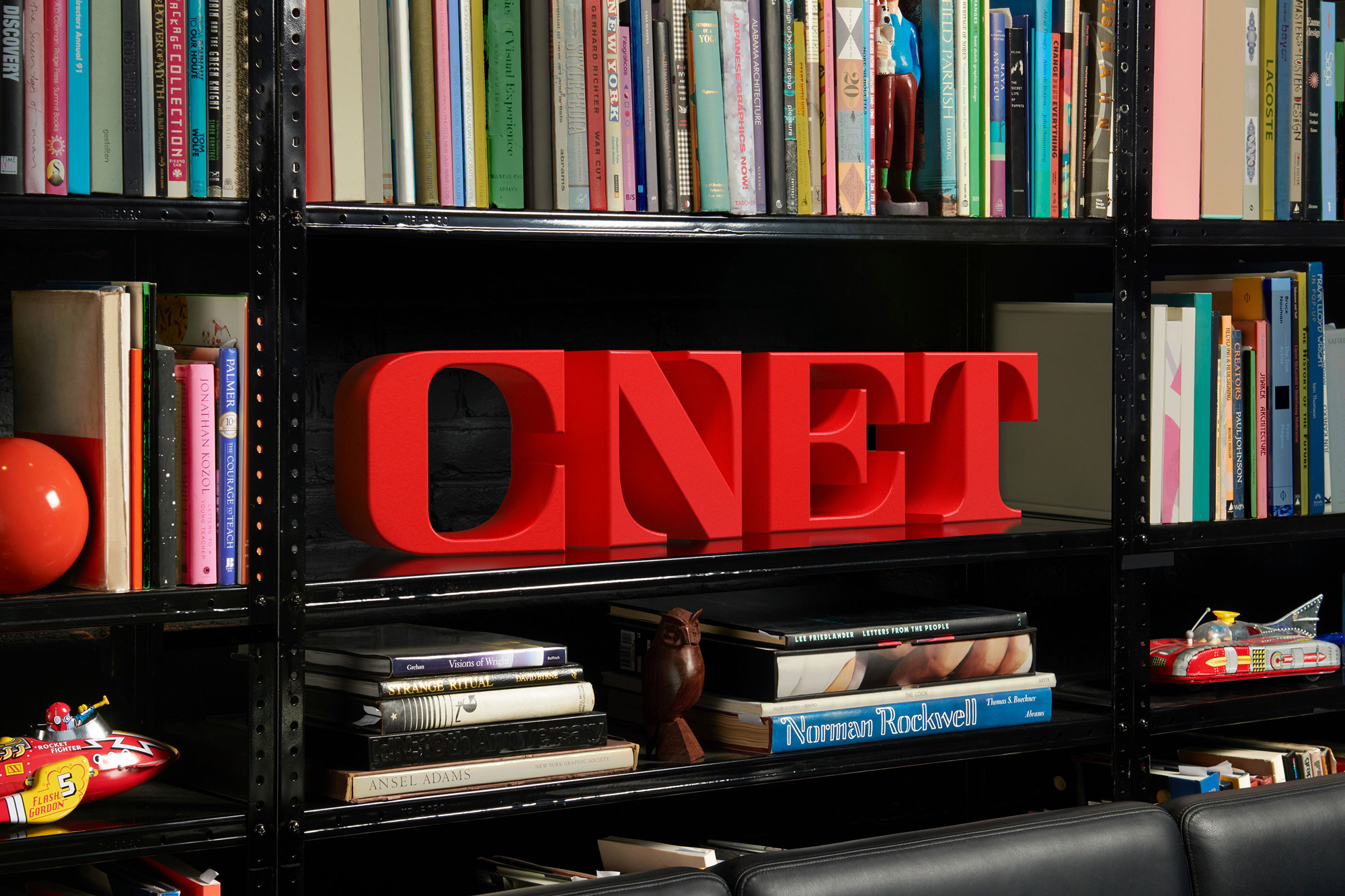 New Logo and Identity for CNET by COLLINS