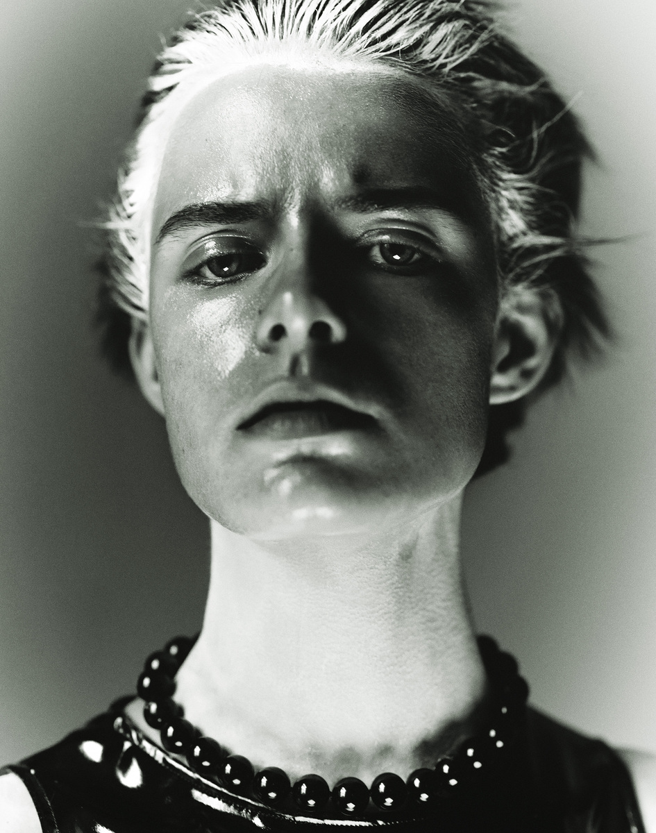 Lundlund-Unpolished Magazine-6
